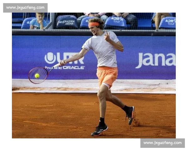 拳台盛宴前:敬贝纳维德斯这杯未竟之酒 拳台盛宴前:敬贝纳维德斯这杯未竟之酒