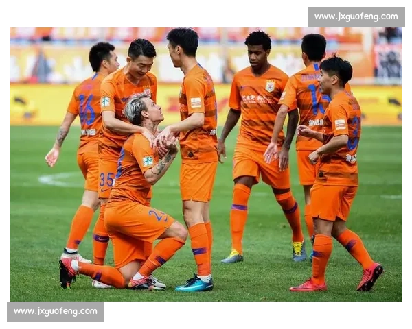 鲁能对阵河南建业全场录像回顾关键进球与战术解析比赛走势深度复盘